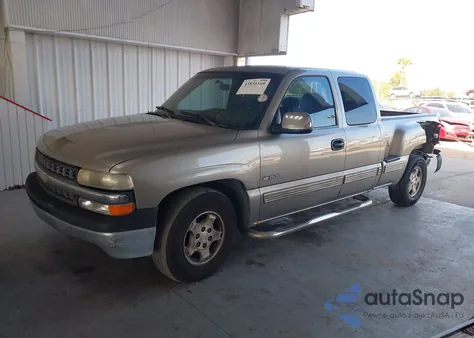 2002 Chevrolet Silverado 1500 Ls from USA, damaged, VIN 2GCEC19T321364517